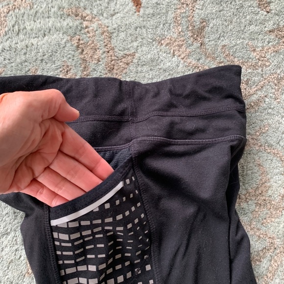 Athleta Reflective Running Tights - Picture 5 of 12